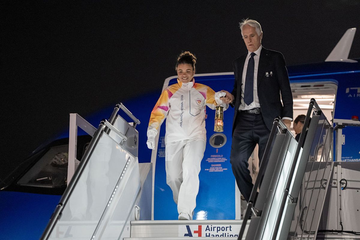 Igrzyska 2026 - olimpijski ogień dotarł do Rzymu. Powrót po prawie 20 latach