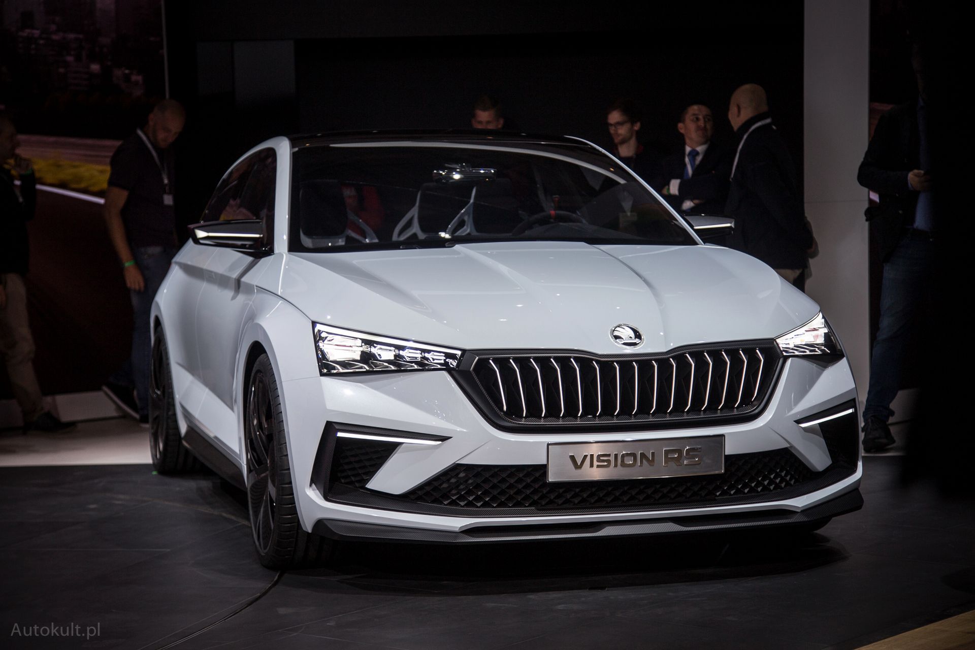 Prototypowa Škoda Vision RS potrafi wzbudzać pożądanie (fot. Mateusz Żuchowski)