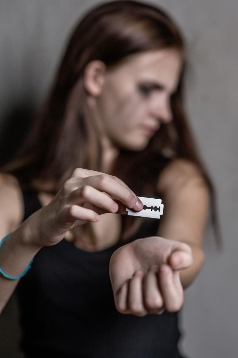 Co czwarta nastolatka okalecza się 