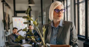 Ciągle mówisz sobie "jeszcze trochę wytrzymam"? 6 sygnałów, że czas rozejrzeć się za inną pracą