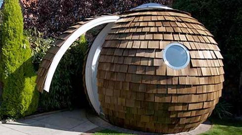 Ogrodowe biuro w kształcie szyszki 1