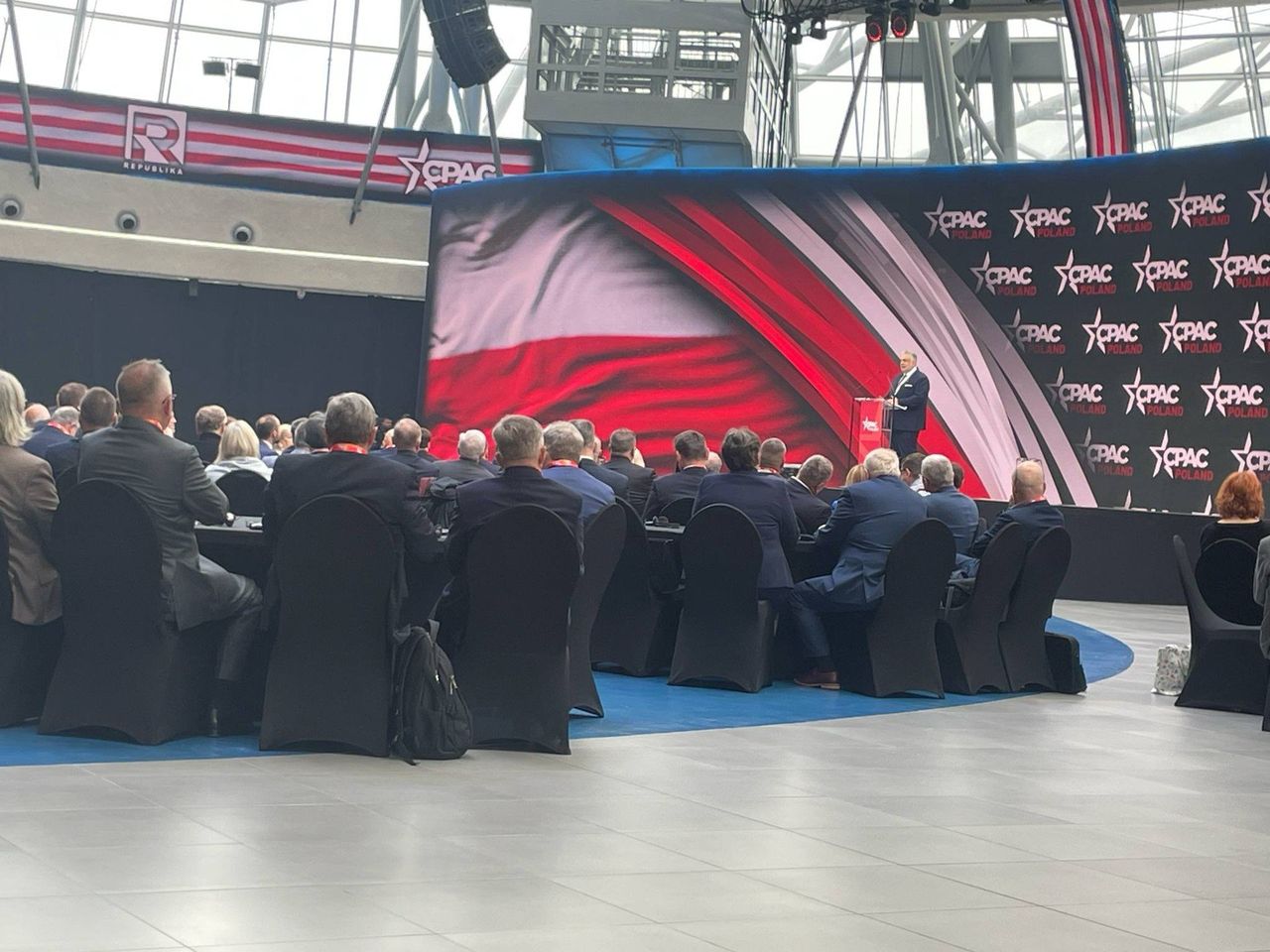 W Jasionce rozpoczął się kongres CPAC Polska. Zjechali konserwatyści z Polski i Ameryki