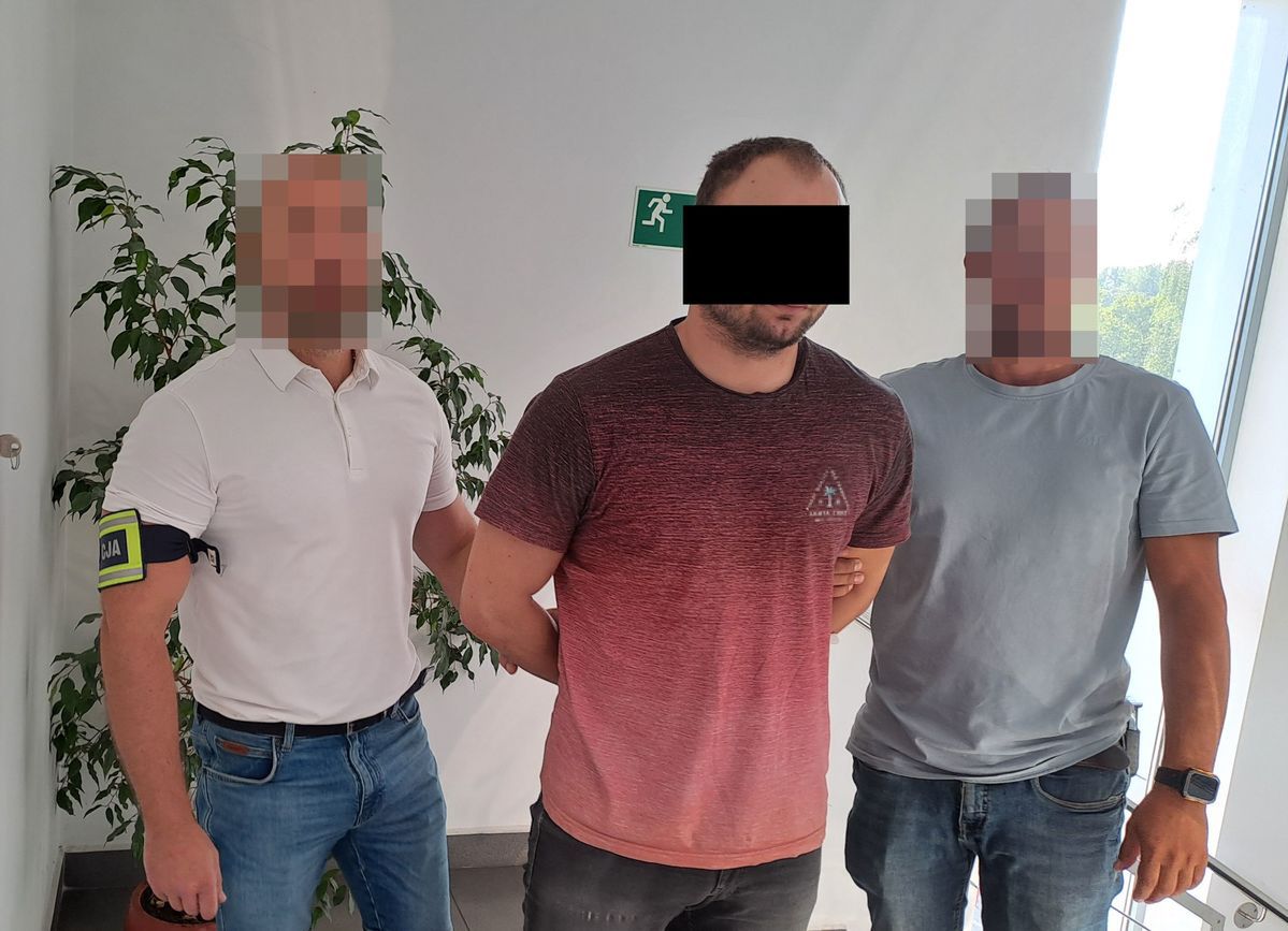 Ryki: Policjanci zatrzymali dwóch poszukiwanych mężczyzn (zdjęcia)