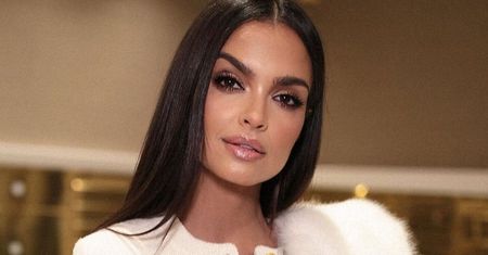 Nie trafiła ze strojem? Klaudia El Dursi pokazała się w "skurczonym" żakiecie