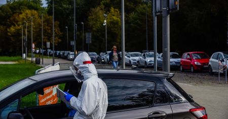 Strefa czerwona. Nowe obostrzenia od 10 października. Co się zmieni?