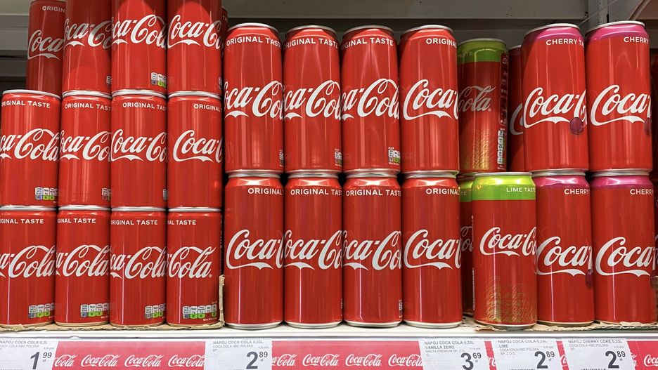 Chińska chemiczka skazana na 14 lat za kradzież tajemnic Coca-Coli Musi także oddać koncernowi setki tysięcy