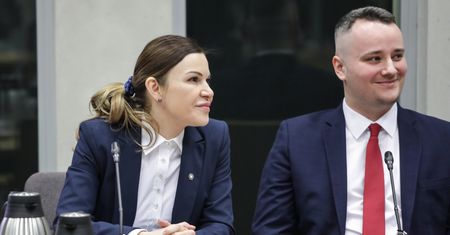 "Wygląda mi to na dymisję". Szefowa CBA może stracić stanowisko, premier czeka na raport