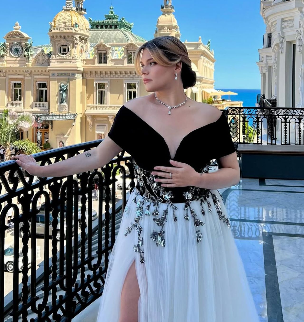 Jest wnuczką Grace Kelly. Tak oddała hołd babci