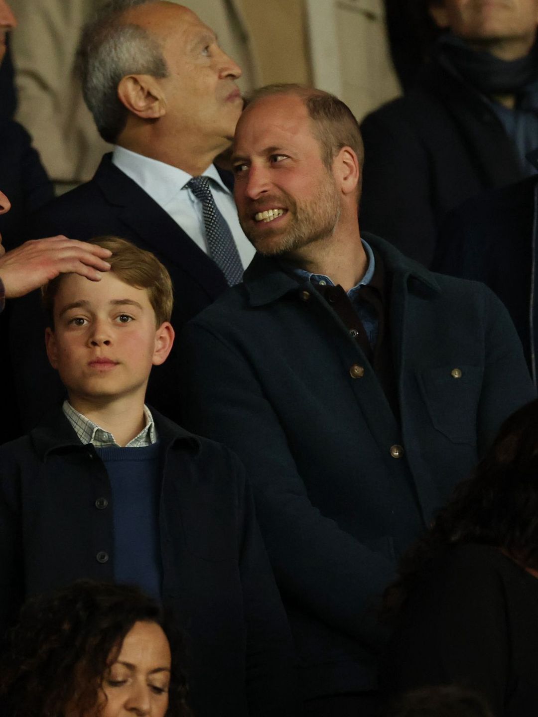 Książe William i George podczas meczu