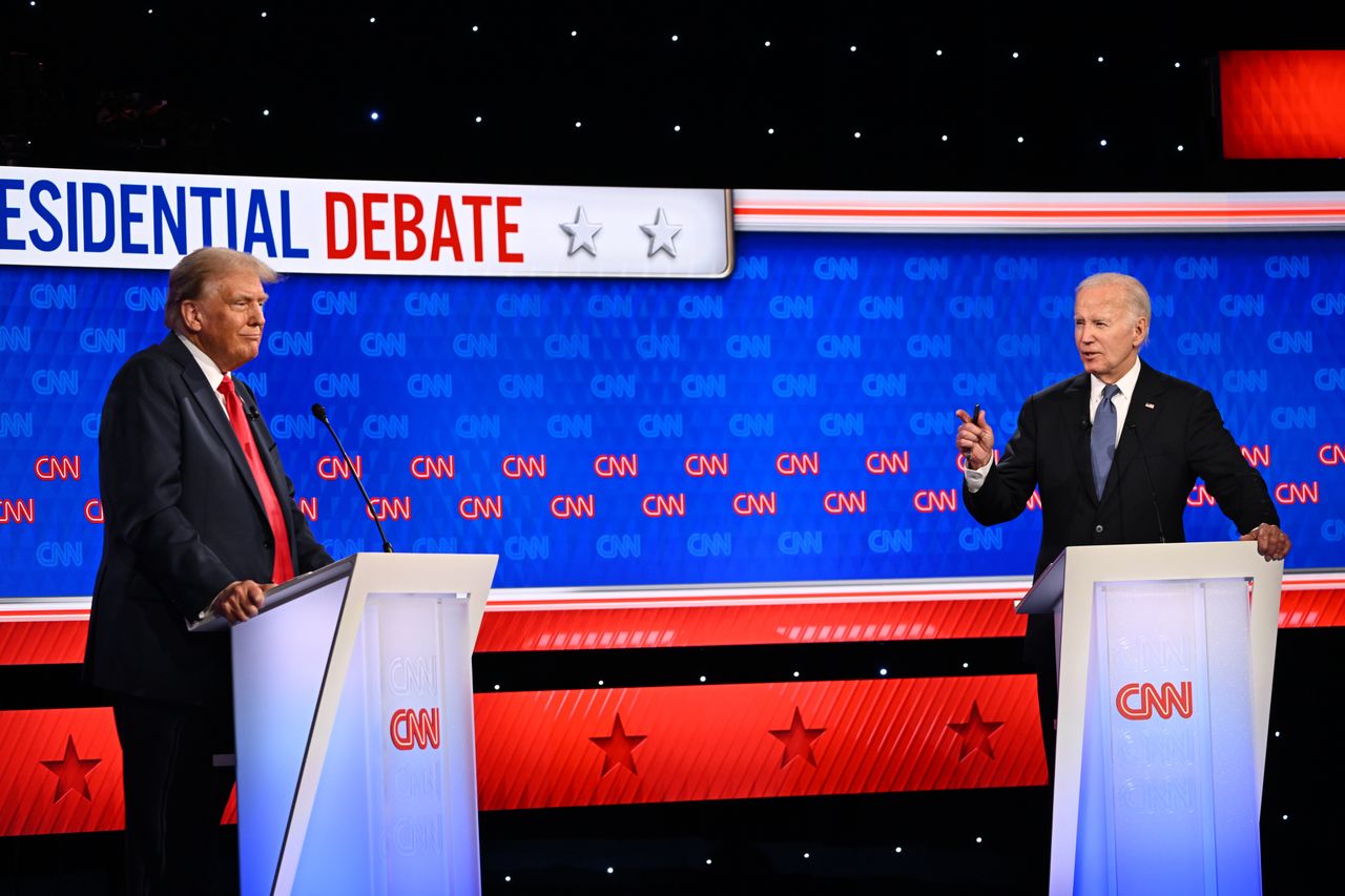 Joe Biden and Donald Trump faced off in the first debate. Problems arose as early as the 12th minute.