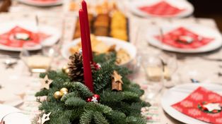 Najmodniejsze ozdoby, dekoracje i dodatki na świąteczny stół