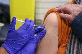Domagają się odszkodowań po szczepieniu. Kilkaset złożonych wniosków