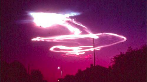 7 odpowiedzi na to, czym jest UFO 1