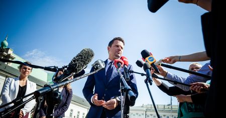 Makowski: "W sprawie zaprzysiężenia Dudy, Trzaskowski wybrał najgorszy wariant" [OPINIA]