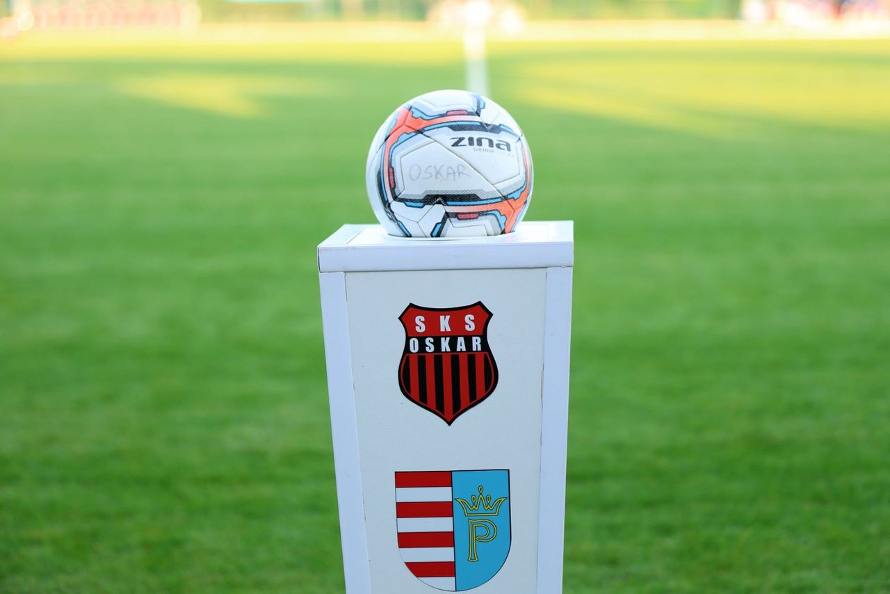 4. liga piłki nożnej. Oskar Przysucha pojechał powalczyć w Łomiankach