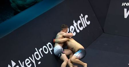 Hype MMA. Co to było?! "Kuba Trenuje" uciszył "Krissa". Interweniowali lekarze!