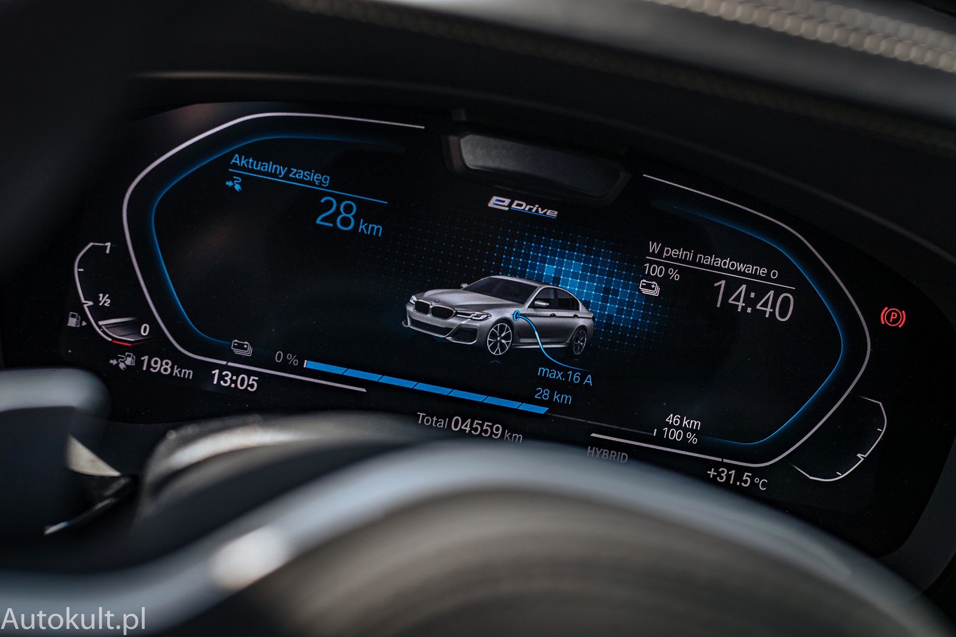 BMW 545e xDrive (2022)