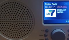 Multipleksy DAB+ spółki Polsatu muszą zmienić kanały