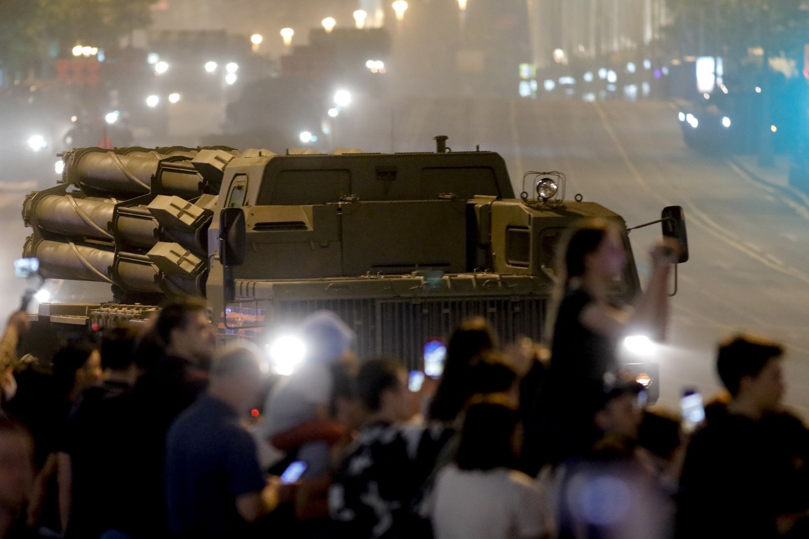 System BM-30 Smiercz podczas parady zwycięstwa w Rosji. (Photo by Sefa Karacan/Anadolu Agency via Getty Images)