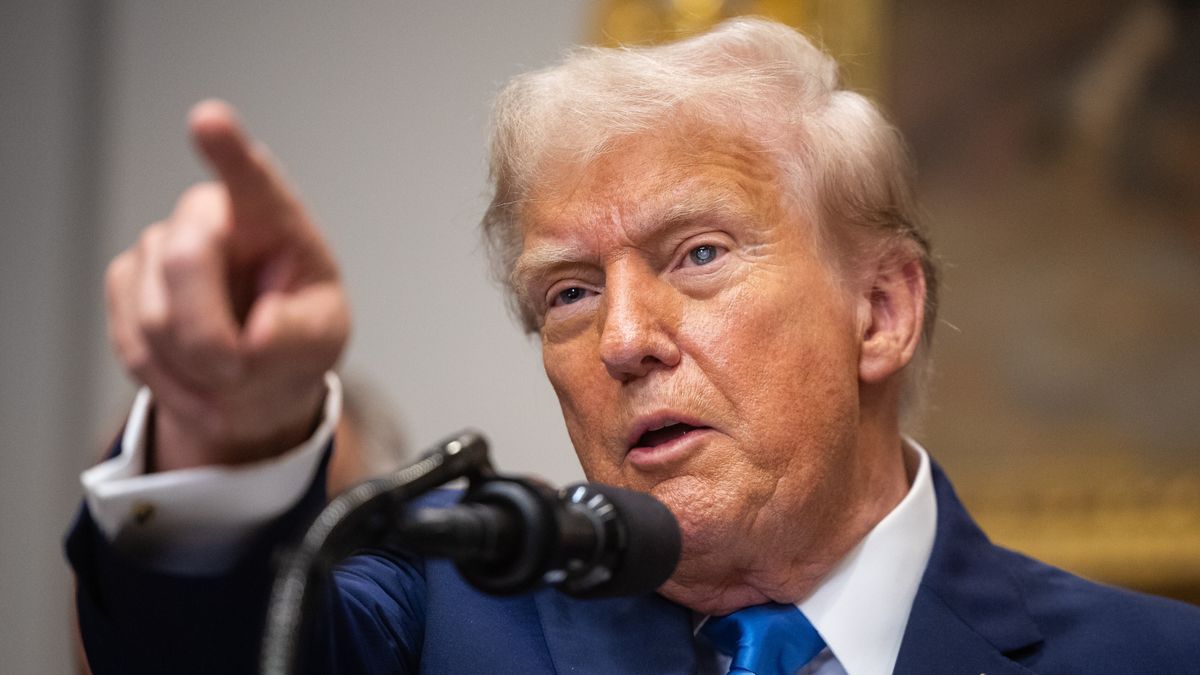 epaselect epa12398933 US President Donald Trump speaks in the Roosevelt Room at the White House, in Washington, DC, USA, 22 September 2025. Trump announced new recommendations on autism. EPA/FRANCIS CHUNG / POOL Dostawca: PAP/EPA.