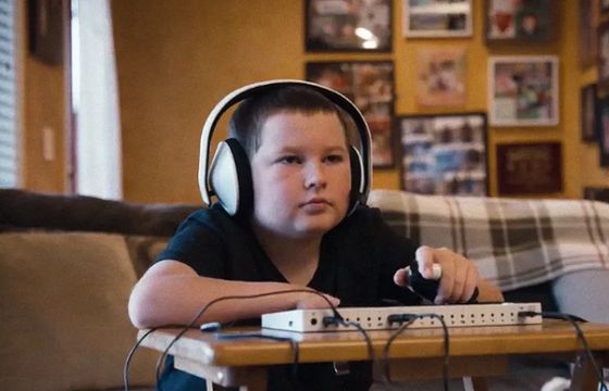 Microsoft w reklamie na Super Bowl pokazuje, jak chce uszczęśliwić niepełnosprawnych miłośników gier (wideo)