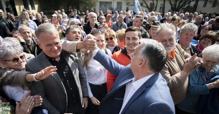 "Próbują wpłynąć na wynik wyborów". Szef węgierskiej dyplomacji oskarża Ukrainę