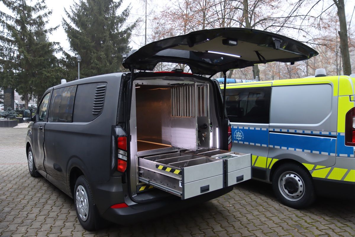 Nowe radiowozy polskiej policji