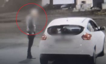 Policjanci pobili chorego na Parkingona? Brutalny atak na stacji