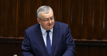 Awantura w Sejmie. "Dlaczego poszliście na rękę Putinowi?"