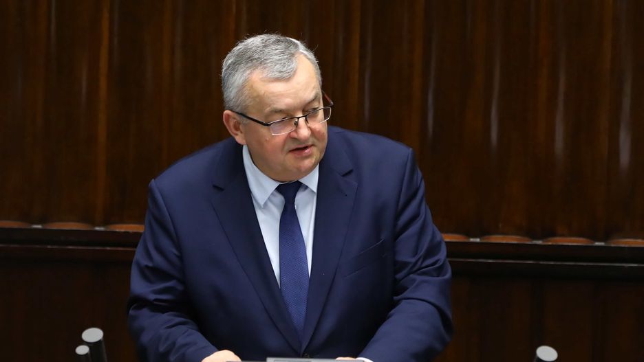 Awantura w Sejmie. "Pan kolejny raz z tej mównicy staje po stronie Putina"