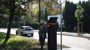 Łódź: Mieszkańcy Radiostacji na siłę "uszczęśliwieni" strefą płatnego parkowania? Trzeba teraz płacić za postój pod swoim własnym domem