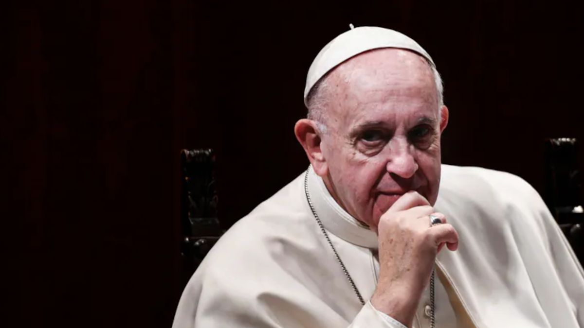 Papież Franciszek reaguje na skandaliczne doniesienia