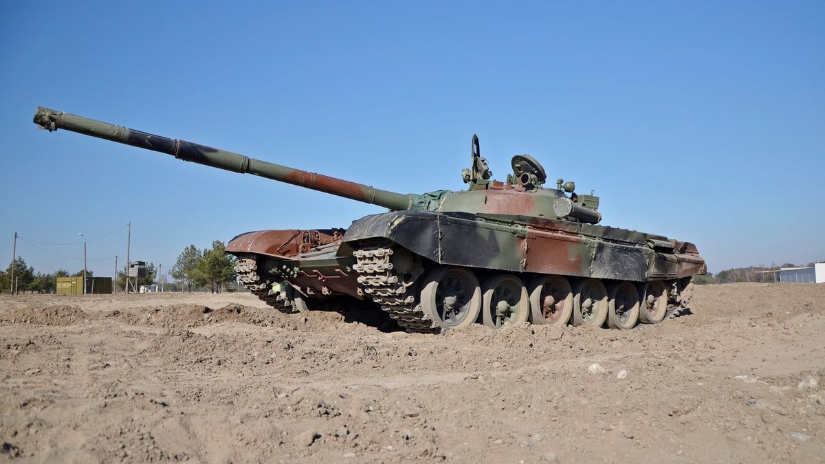 Pod względem uruchamiania i jazdy czołg T-72 jest bardzo podobny do czołgu T-80. Jeśli masz większe pojęcie o mechanice i poznasz zasady dotyczące T-72, uruchomisz i odjedziesz większością czołgów z tego okresu