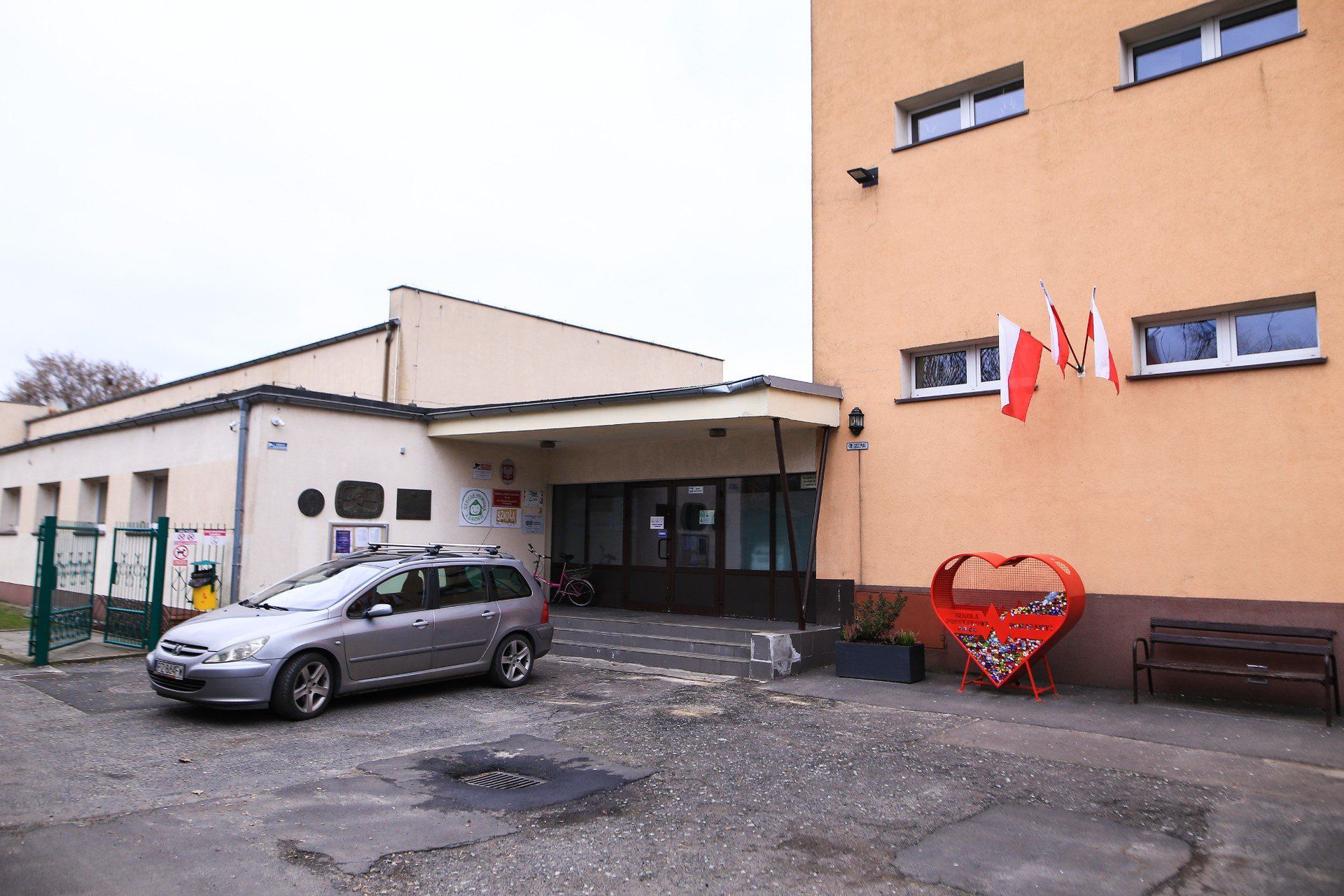 Rodzice pozwali poznańską szkołę