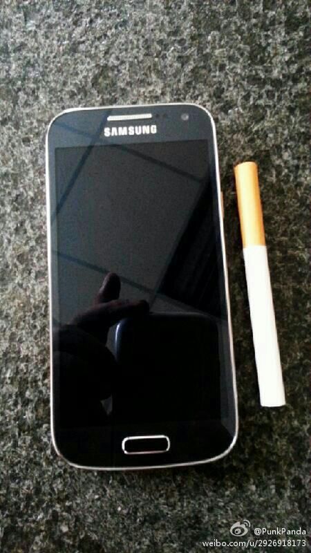 Mniejszy brat Galaxy S4 wycieka na zdjęciach 3