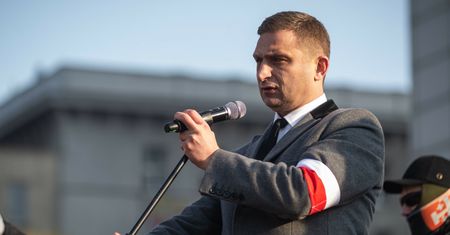 Telewizja Bąkiewicza ma decyzję KRRiT