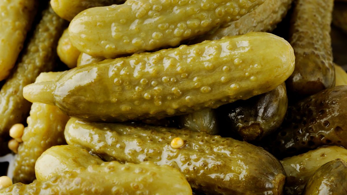 Ogórki nie będą puste w środku, jeśli zastosujesz prosty trik