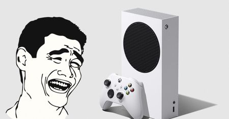 Xbox Series S wyśmiany przez fanów - konsola doczekała się komicznych przeróbek