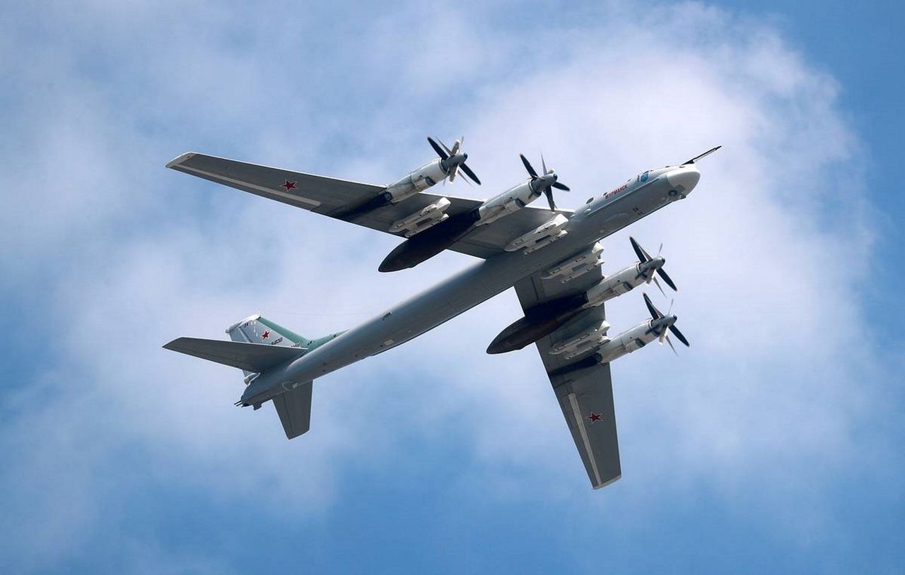 Russian strategic bomber Tu-95MS. Machines of this type were transferred to Russia by Ukraine.
