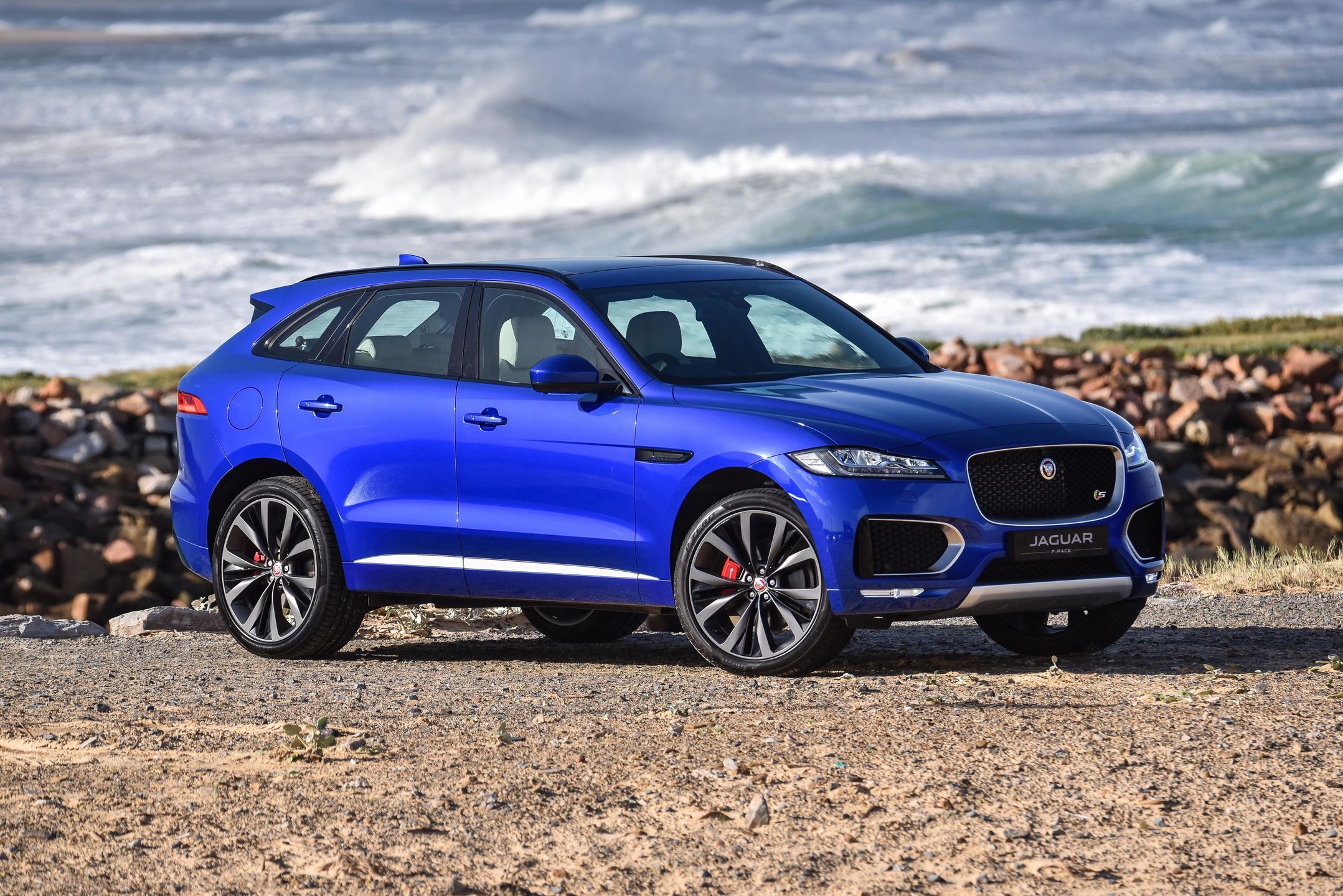 Jaguar F-Pace 5