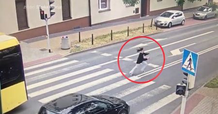 Koszmarny wypadek w Gliwicach. 15-latka wbiegła pod rozpędzone auto