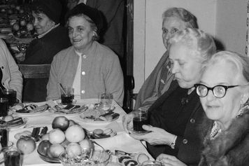 Te obiady pamięta się nie tylko ze smaku. Quiz pełen wspomnień z PRL-u