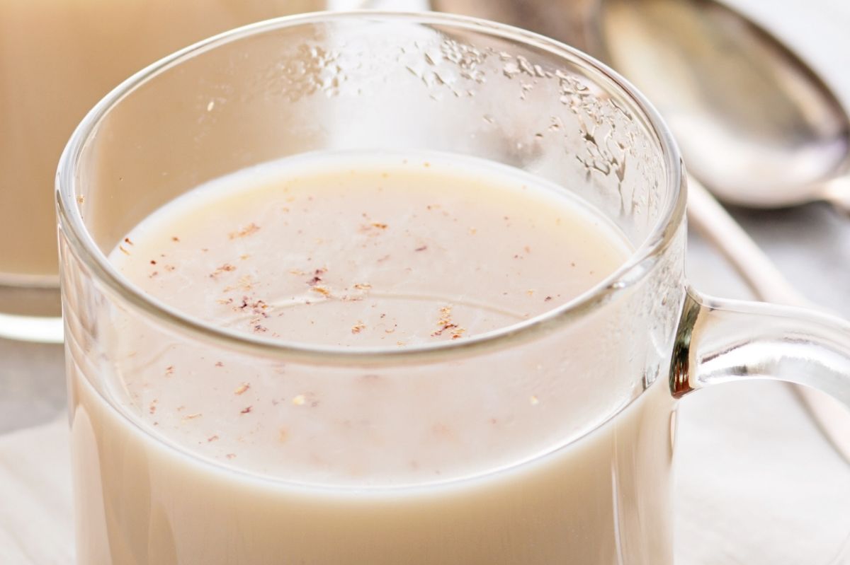 Boost your sleep quality with nutmeg-infused milk: An old remedy revisited