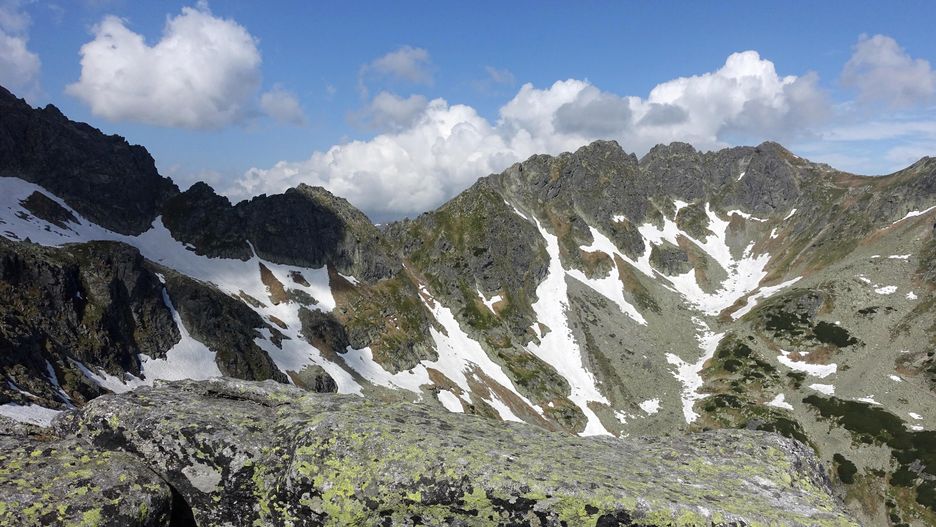widok z Mnicha
Grzegorz Momot
g�ry, mnich, szczyt, szlak, taternicy, tatry wysokie, wspinaczka, wspinaczkowy, wysokog�rska