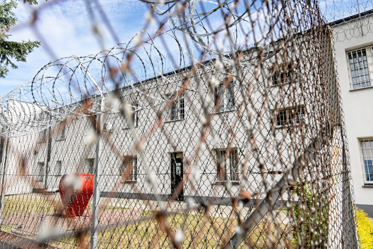 Brawurowa próba ucieczki z aresztu w Lublinie. Odwołano dyrektorkę