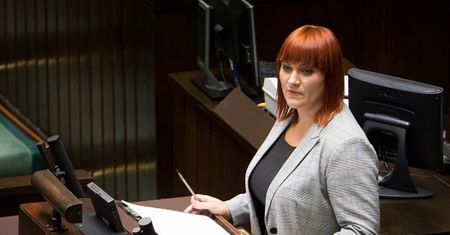 Skandaliczny wpis Justyny Sochy o zmarłym 18-latku. Mama chłopaka reaguje