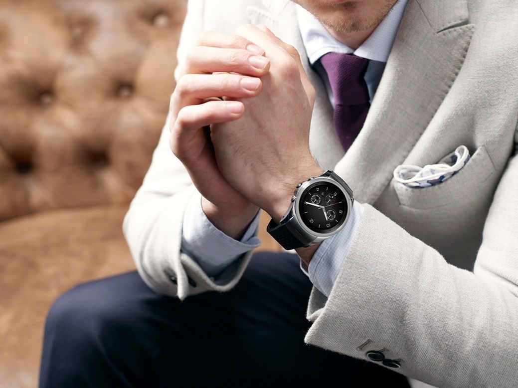 LG Watch Urbane również w wersji z LTE, 1 GB RAM-u, pojemniejszą baterią oraz... WebOS? 3