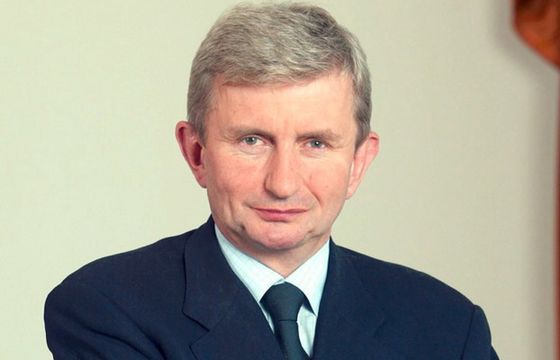 VOX FM i Radio Plus zamieniły się formatami i zespołami