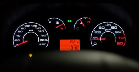 TomTom ostrzeże o zagrożeniach. Powiadomienia trafią do kierowców w 5 sekund