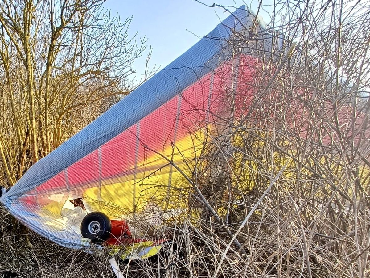 Wypadek motolotniarza na lotnisku w Wyszonowicach. Pilot ciężko ranny